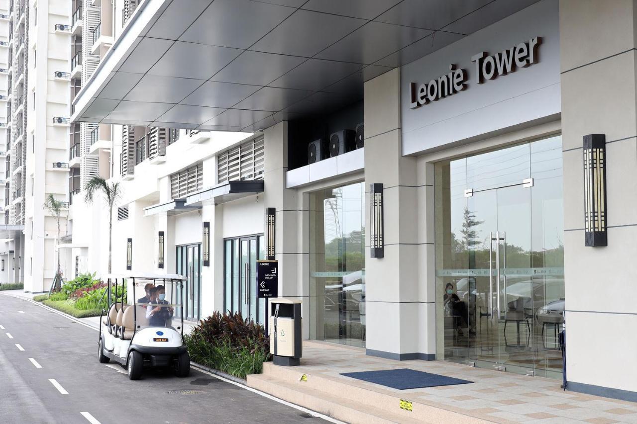 Moritz Inn Bsd Tangerang Exterior photo