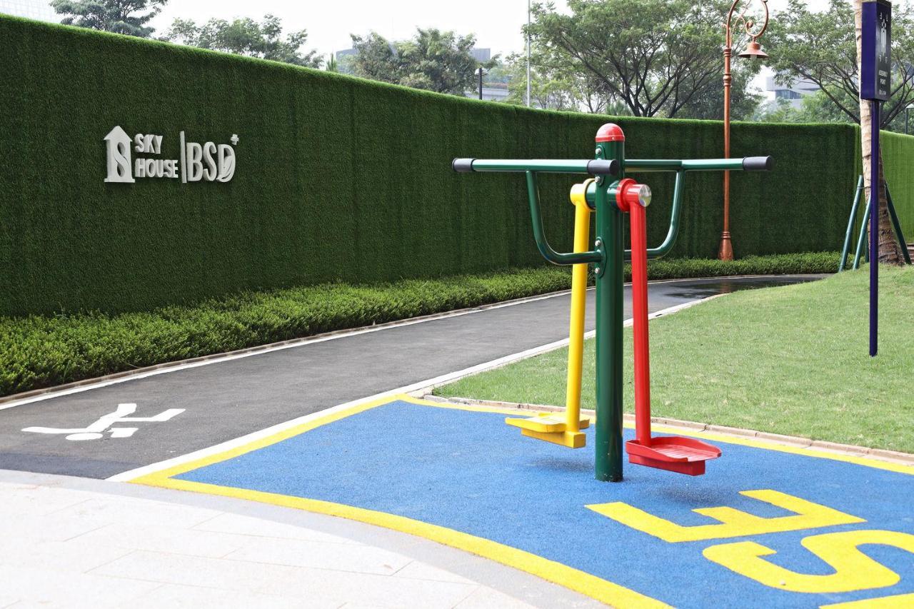 Moritz Inn Bsd Tangerang Exterior photo