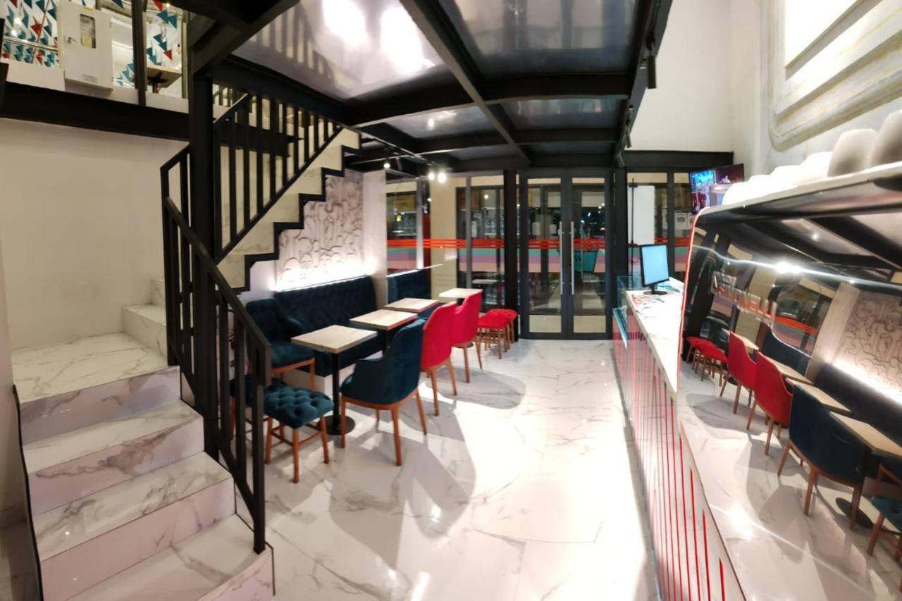 Moritz Inn Bsd Tangerang Exterior photo
